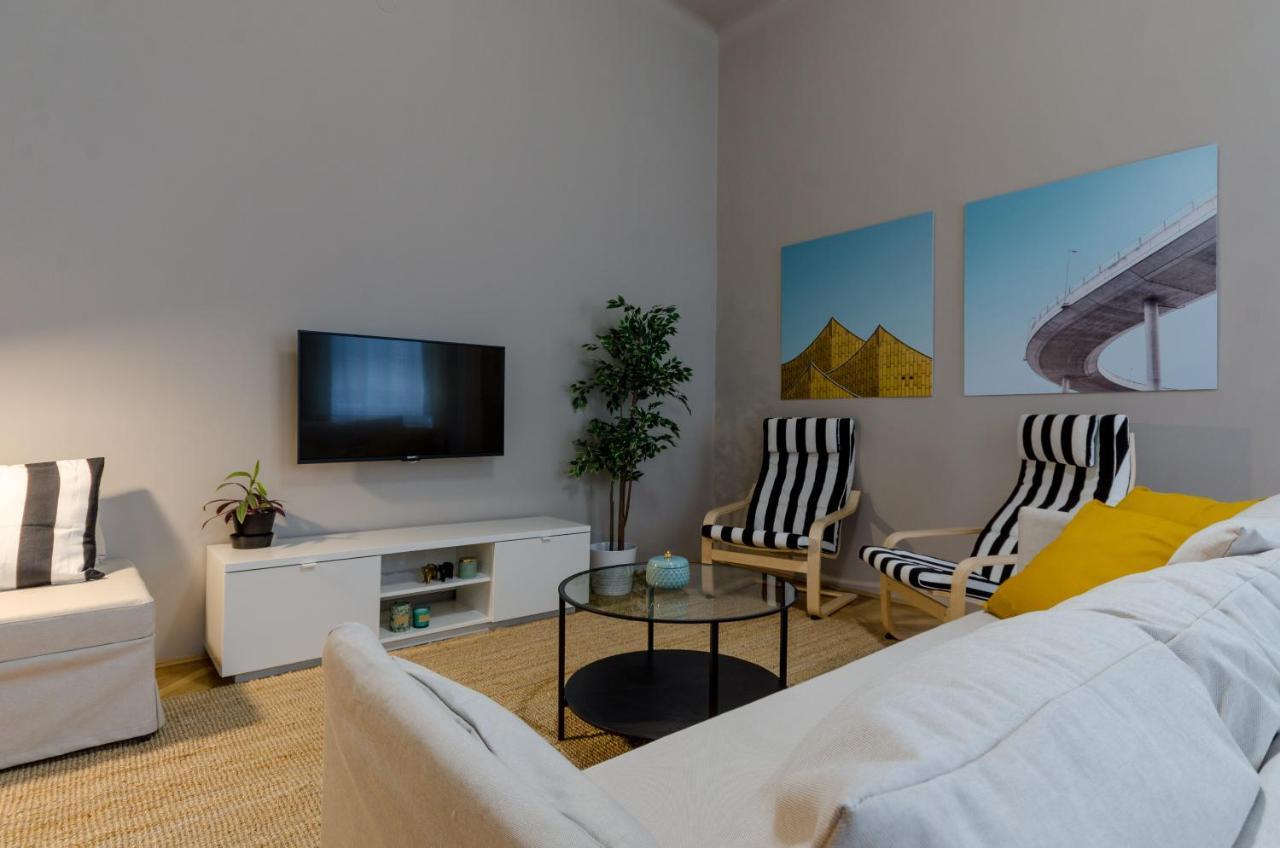 Apartment In City Centre A16 Budapest Exteriör bild