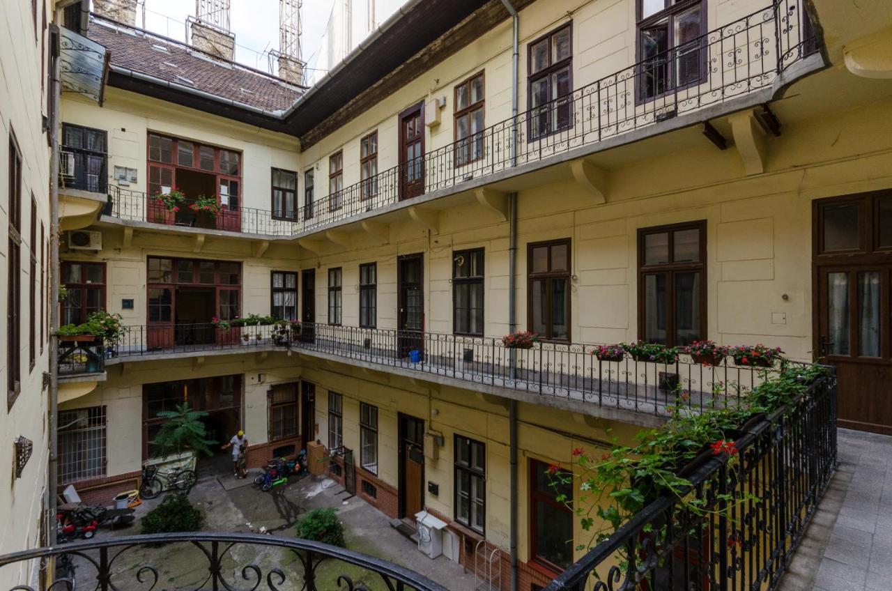 Apartment In City Centre A16 Budapest Exteriör bild